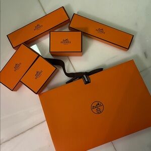 HERMES BOXES & POUCH